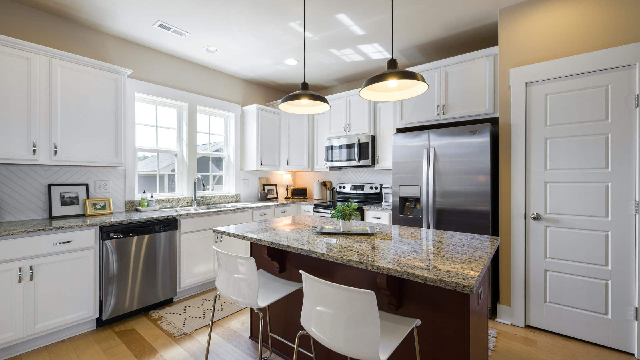 Renovating with granite kitchen countertops in Columbia, South Carolina